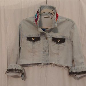 Chico's Platinum, Size 1